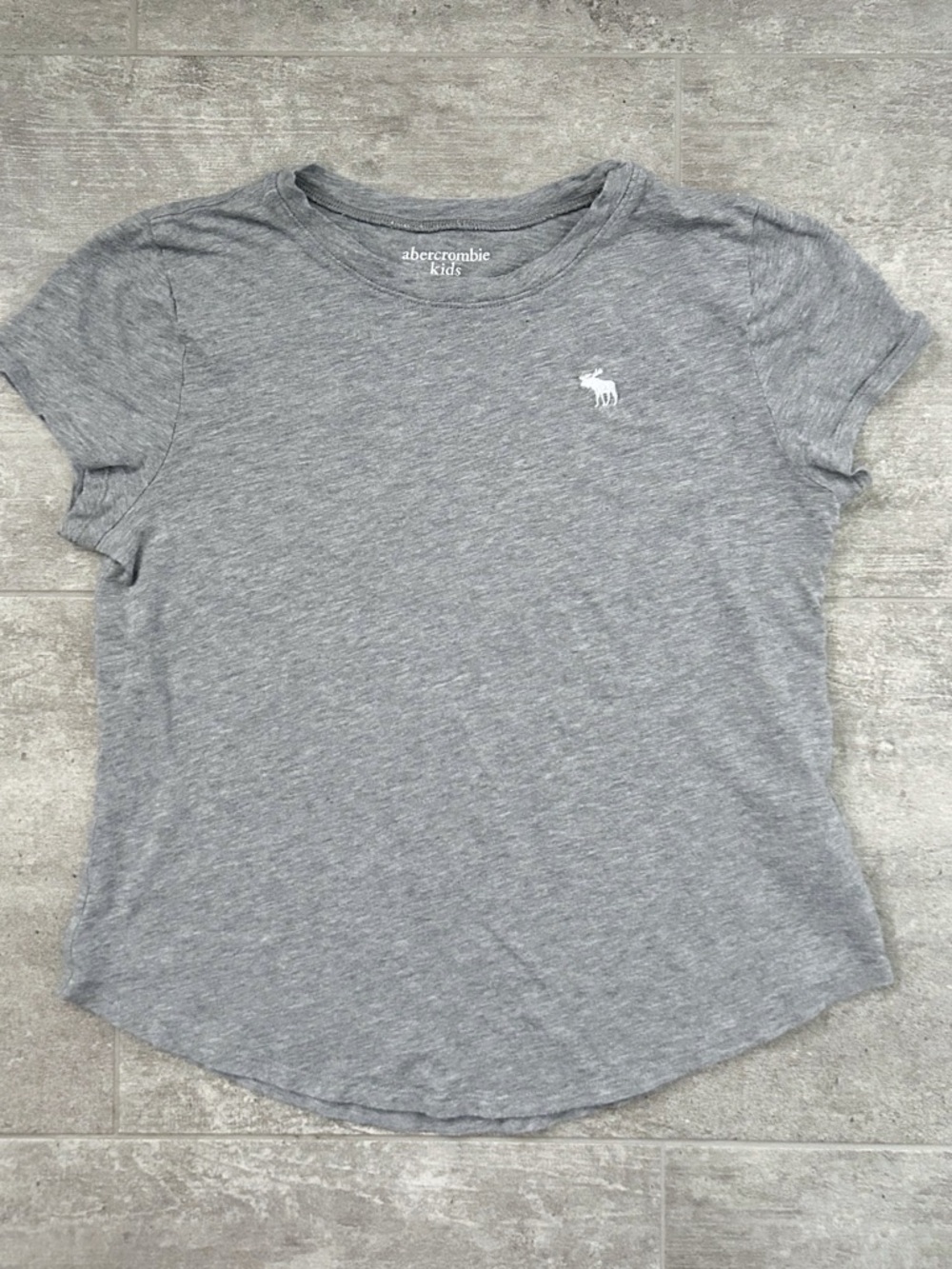 Abercrombie Kids Tee Size 13/14